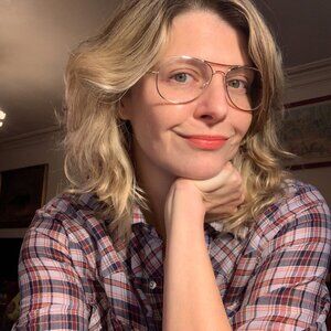 Vintage human who loves vintage and always has